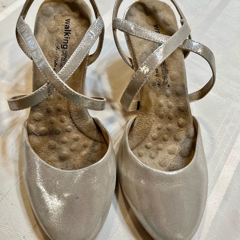 Walking Cradles Tan Heels Stylish Comfort